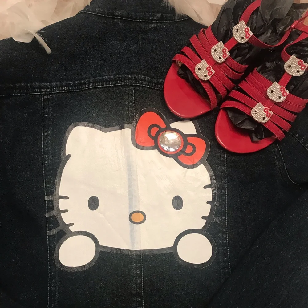 Adorable vintage y2k custom hello kitty jean jacket 🍒❤️ - Picture 12 of 13